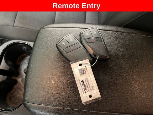 Certified 2023 Chevrolet Colorado Trail Boss AWD/4WD image 6