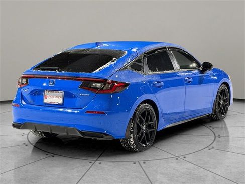 Used 2024 Honda Civic Sport image 6