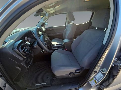 Used 2020 Toyota Tacoma SR image 13