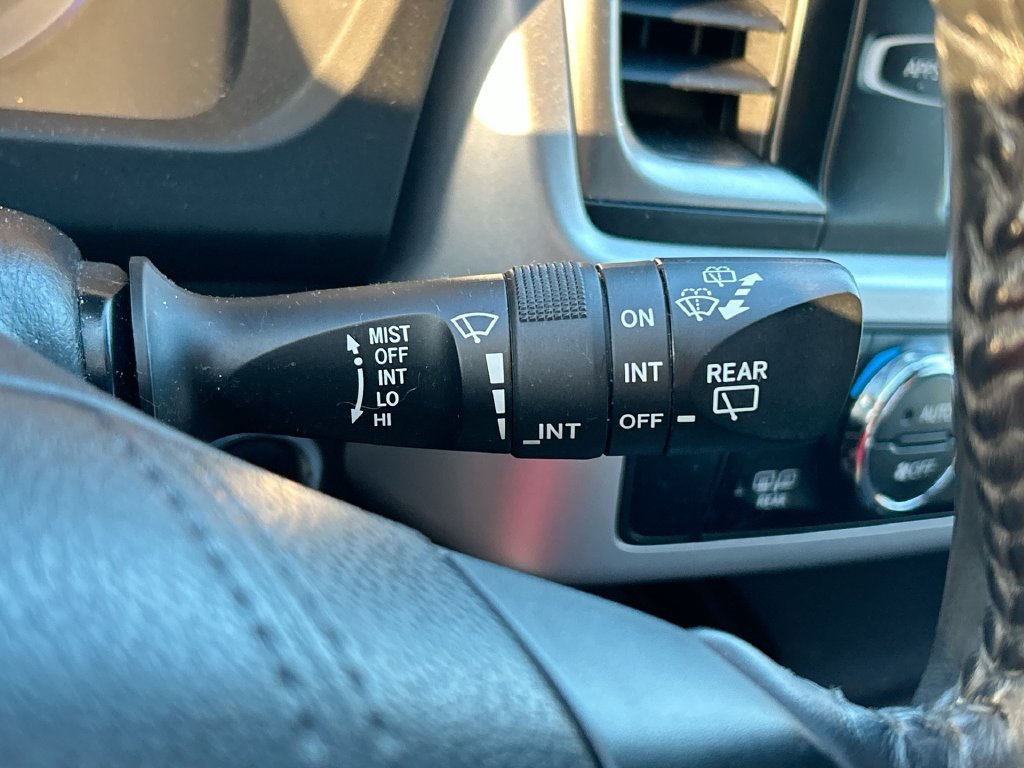 Used 2019 Toyota Highlander XLE FWD image 20