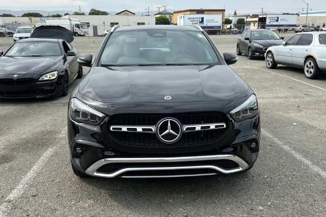 Used 2025 Mercedes-Benz GLA 250 image 3