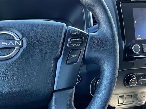 Used 2023 Nissan Frontier SV w/ Tow Package image 10