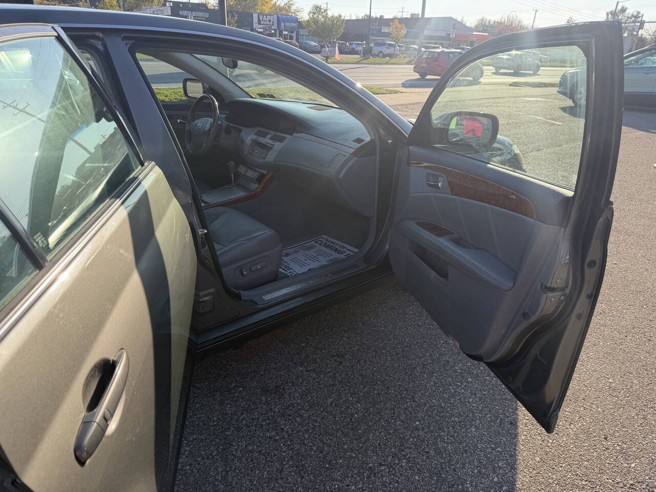 Used 2007 Toyota Avalon Limited FWD image 16