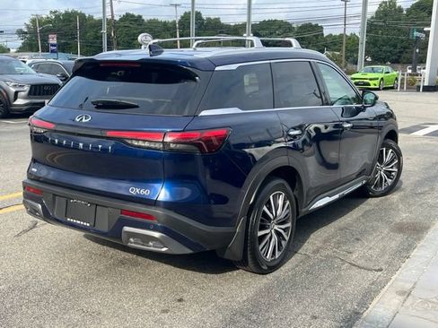 Used 2024 INFINITI QX60 Sensory AWD/4WD image 6