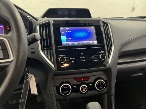 Certified 2020 Subaru Crosstrek 2.0i image 17