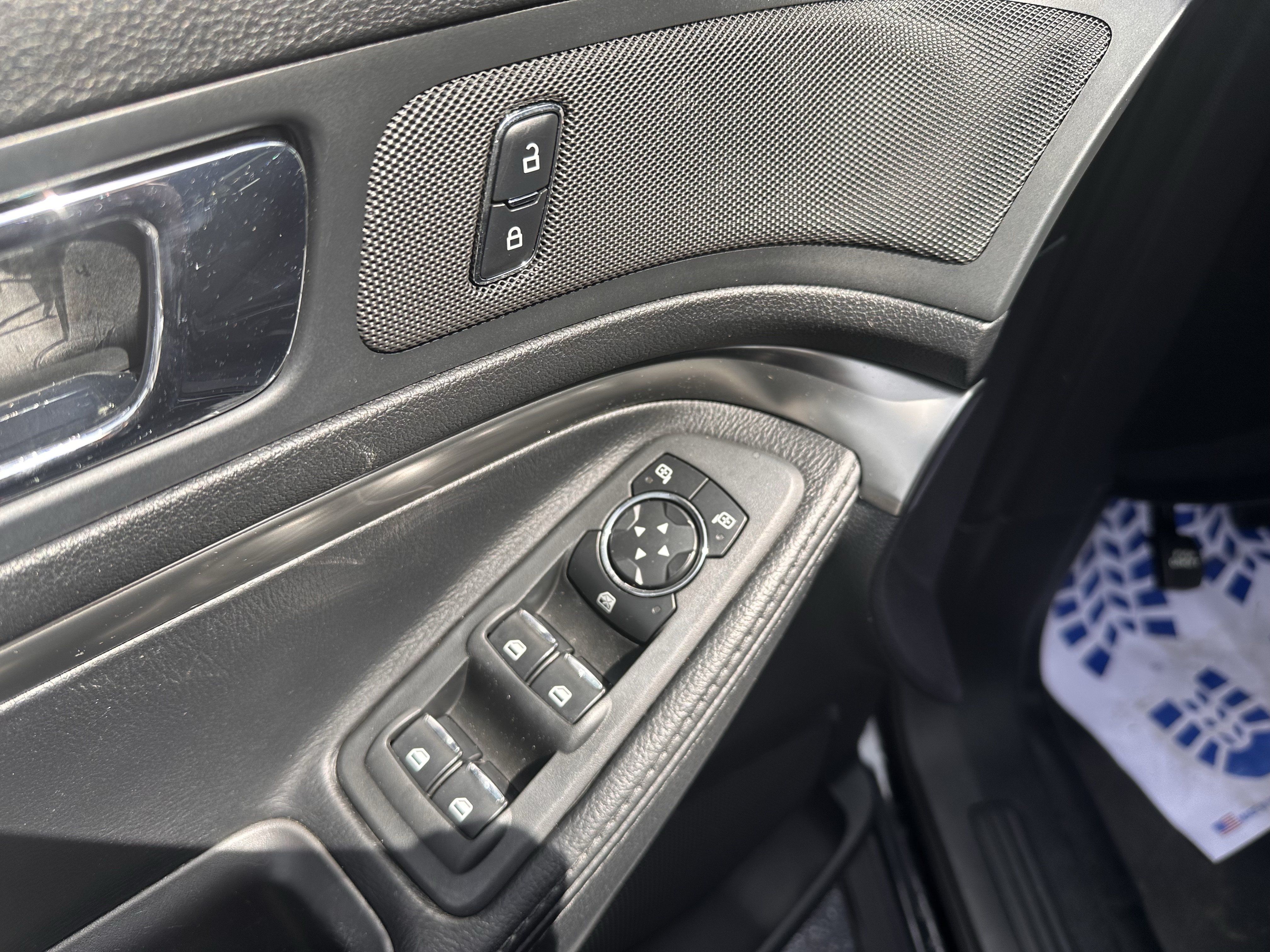 Used 2017 Ford Explorer 4WD Police Interceptor image 18