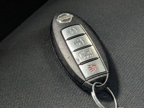 Used 2022 Nissan Leaf SV image 23