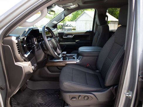 Used 2023 Chevrolet Silverado 1500 LT Trail Boss AWD/4WD image 21