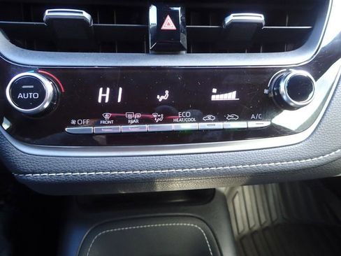Used 2019 Toyota Corolla SE w/ SE Option Package FWD image 20