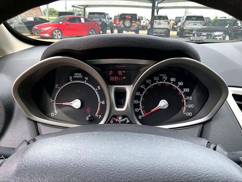 Used 2011 Ford Fiesta SE w/ 202A Rapid Spec Order Code FWD image 17