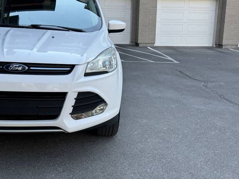 Used 2016 Ford Escape SE AWD/4WD image 11