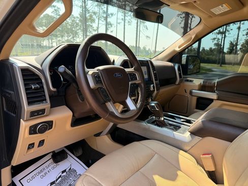 Used 2020 Ford F150 Lariat w/ Equipment Group 502A Luxury AWD/4WD image 13