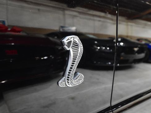 Used 2009 Ford Mustang Shelby GT500 image 6