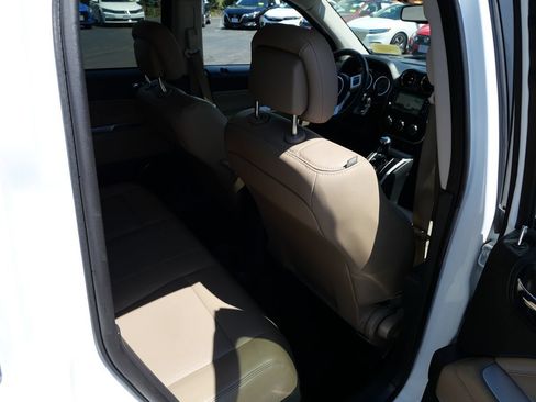 Used 2017 Jeep Compass High Altitude AWD/4WD image 22