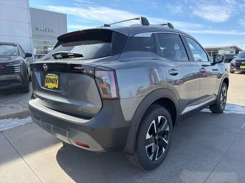 Used 2026 Nissan Kicks SV w/ Cold Weather Package AWD/4WD image 7
