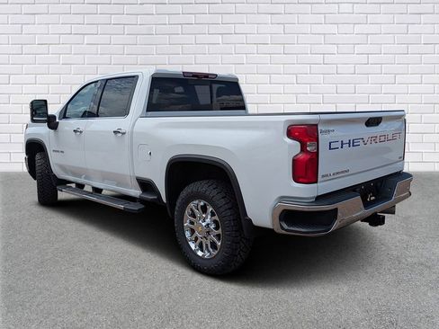 Used 2024 Chevrolet Silverado 2500 LTZ w/ LTZ Plus Package AWD/4WD image 3