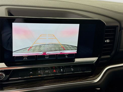 New 2026 GMC Sierra 1500 Elevation image 9