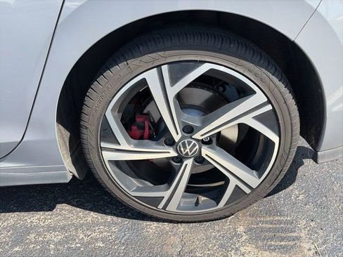 Used 2024 Volkswagen GTI SE w/ SE Leather Seats Package FWD image 9