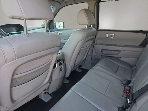 Used 2010 Honda Pilot Touring image 33