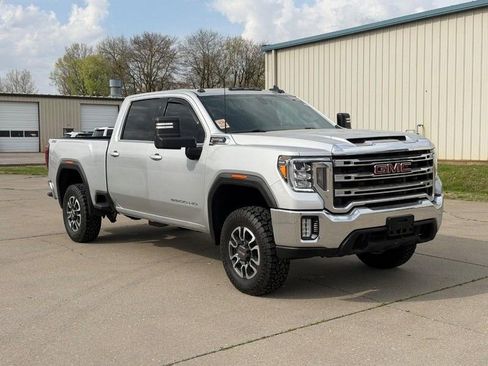 Used 2021 GMC Sierra 2500 SLE w/ SLE Value Package; AWD/4WD image 1