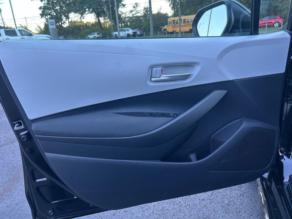 New 2027 Toyota Corolla SE FWD image 10