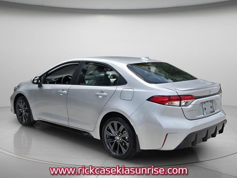 Used 2026 Toyota Corolla SE FWD image 8