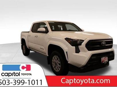 New 2025 Toyota Tacoma SR5