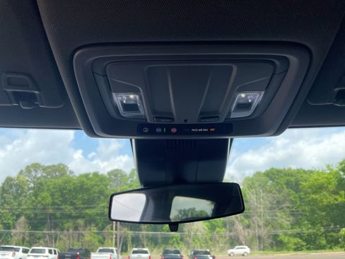 Used 2024 GMC Sierra 1500 Elevation AWD/4WD image 18