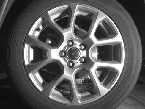 Used 2025 Jeep Compass Limited image 14