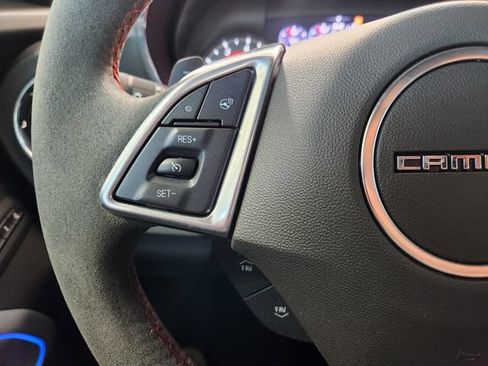 Used 2019 Chevrolet Camaro ZL1 RWD image 30