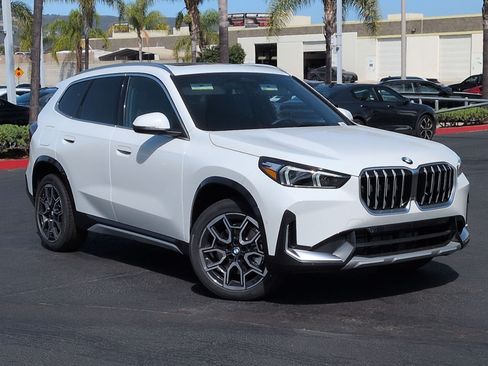 New 2026 BMW X1 xDrive28i w/ Convenience Package AWD/4WD image 2