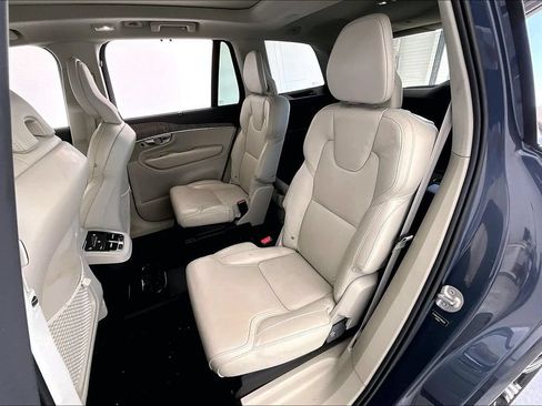 Certified 2023 Volvo XC90 B6 Ultimate AWD/4WD image 34