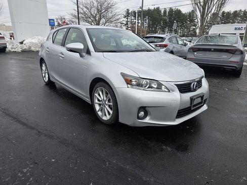 Used 2013 Lexus CT 200h 200h image 10