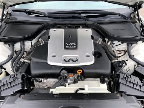 Used 2013 INFINITI G37 Convertible w/ Premium Pkg RWD image 32