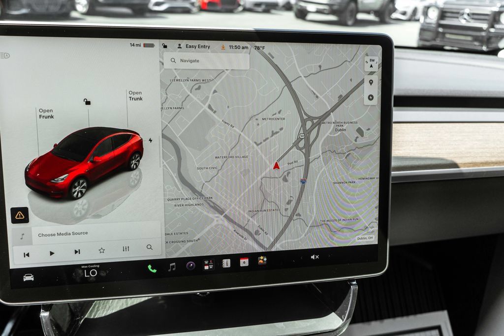 Used 2023 Tesla Model Y Long Range AWD/4WD image 16