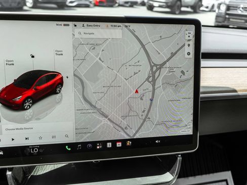 Used 2023 Tesla Model Y Long Range AWD/4WD image 16