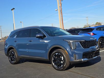 New 2026 Kia Sorento S