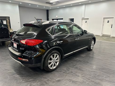 Used 2017 INFINITI QX50 AWD w/ Premium Plus Package image 5