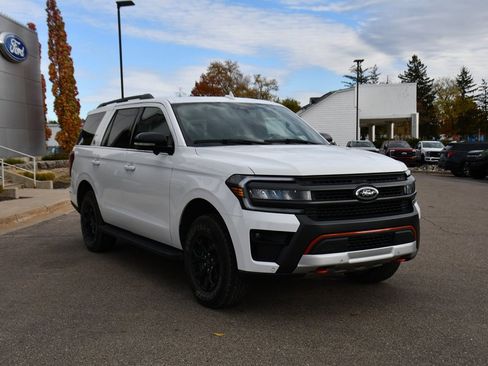 Used 2023 Ford Expedition Timberline image 9