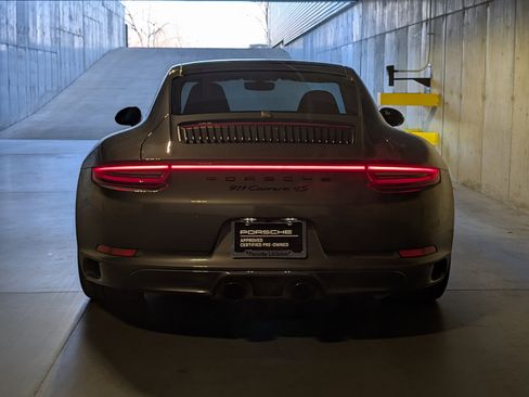 Certified 2019 Porsche 911 Carrera 4S image 6