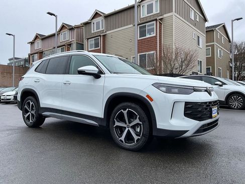 New 2026 Volkswagen Tiguan SE image 2