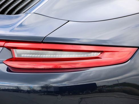 Certified 2017 Porsche 911 Targa 4S AWD/4WD image 17
