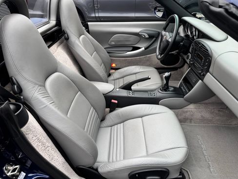 Used 2001 Porsche Boxster S RWD image 30