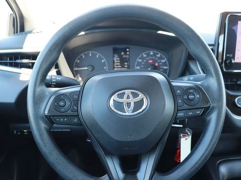 Used 2023 Toyota Corolla LE FWD image 19