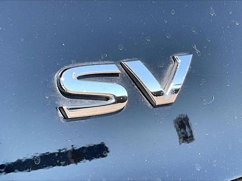 Used 2023 Nissan Rogue SV FWD image 7
