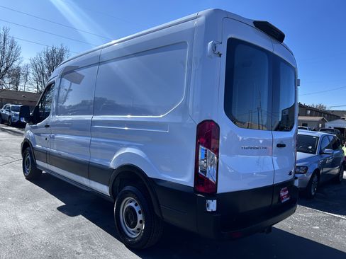Used 2021 Ford Transit 250 image 7