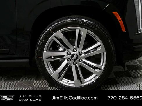 New 2026 Cadillac Escalade ESV Sport w/ Touring Package AWD/4WD image 41