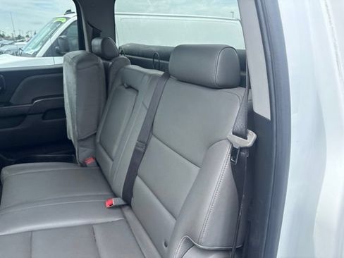 Used 2018 GMC Sierra 2500 4x4 Crew Cab image 8