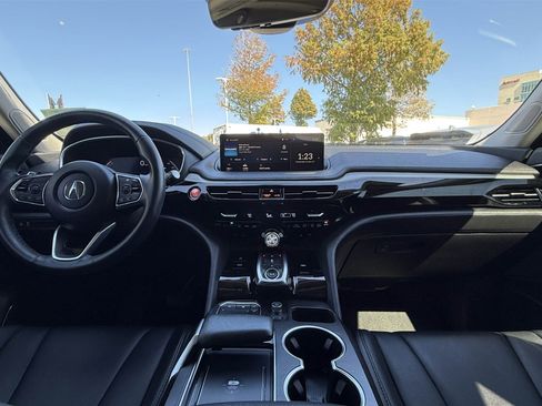 Certified 2024 Acura MDX SH-AWD image 10