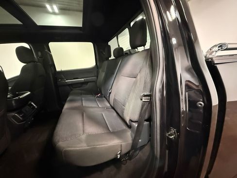 Used 2022 Ford F150 XLT w/ Equipment Group 302A High image 8